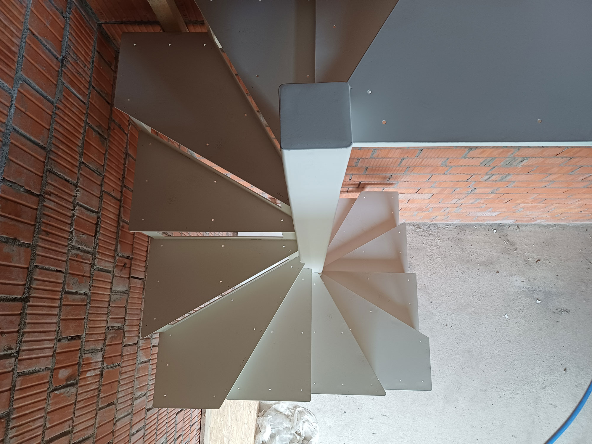 Производство лестниц в Санкт-Петербурге